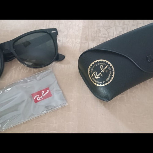 Ray-Ban Wayfarer sunglasses new, black unisex