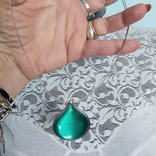 Choker necklaces like new, set of 3 pieces