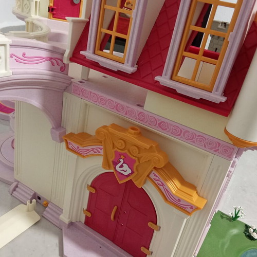 Playmobil Princess 5142 Dreamy Royal Castle used, missing parts