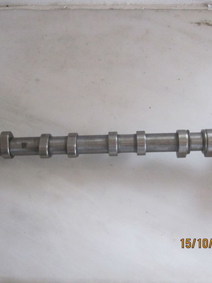 Camshaft for Skoda Octavia 5 '05-'13 used, code 06F109102E