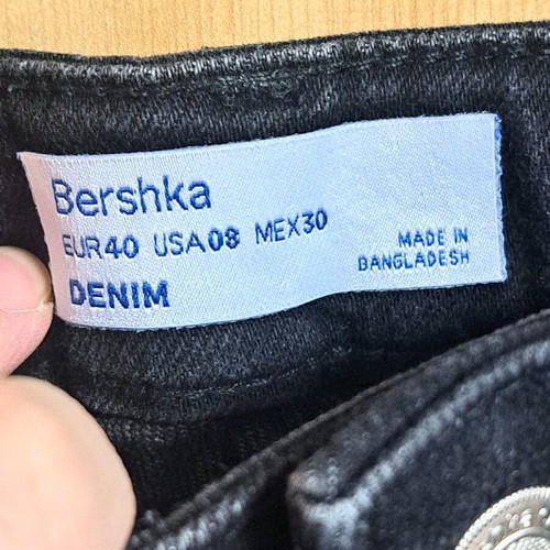 Bershka denim shorts size 40, like new, black and white