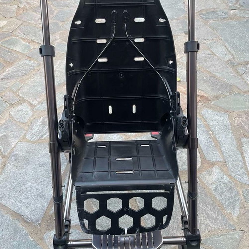 Mamas & Papas stroller like new with accessory set