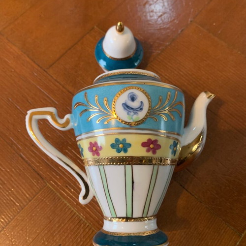 Τσαγιέρα πορσελάνης Leonardo collection χειροποίητη σαν καινούργιο με φύλλα χρυσού