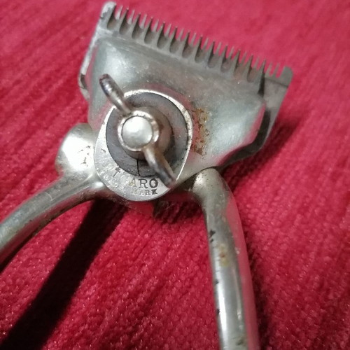 Hair Clipper used from 1900, made in France, for collectors
