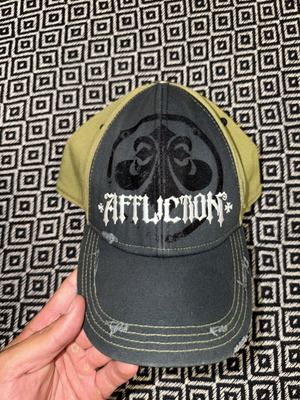 Affliction hat used, green, one size