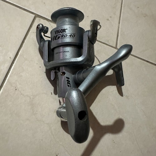 Lineeffe Vigor HG RD-40 fishing reel used, medium size