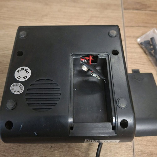 Vintage alarm clock used, working properly