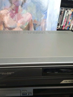 Видео VHS JVC HR D640EG употребяван