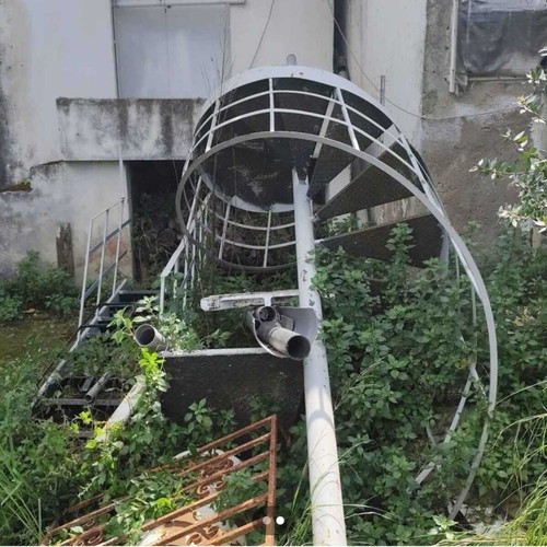Metal spiral staircase used, 4 meters height, 60 cm width