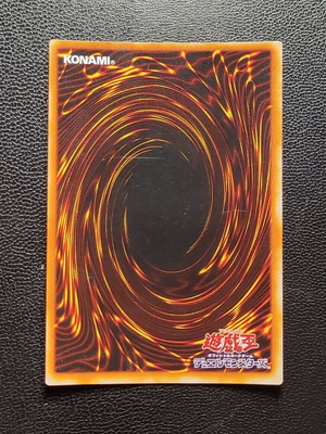 Blue-Eyes White Dragon DL2 OCG Ultra Parallel Rare Yu-Gi-Oh! card