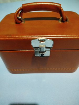 Vintage cosmetic case real from the 70s, new, brown leather