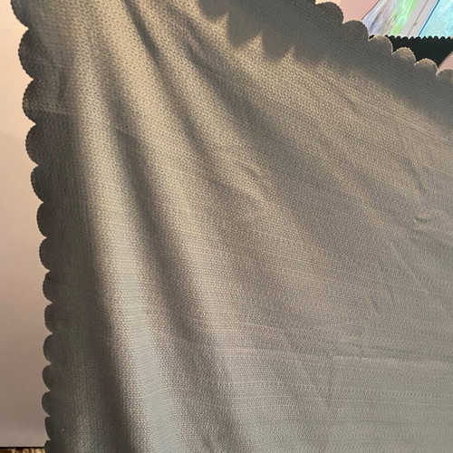Green tablecloth 180x150cm like new