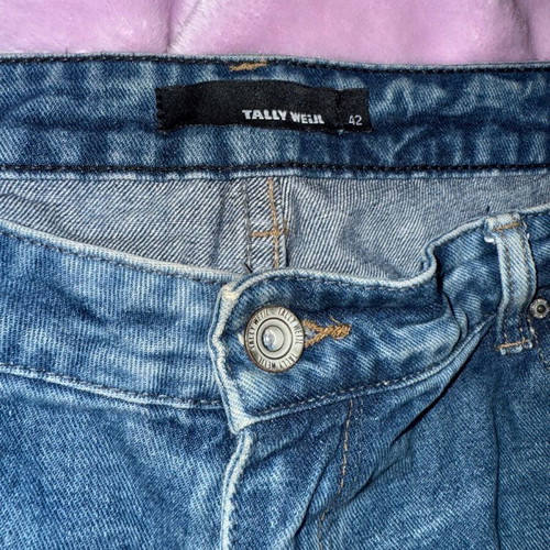 Tally Weill boyfriend jeans like new with rips, blue, size XL