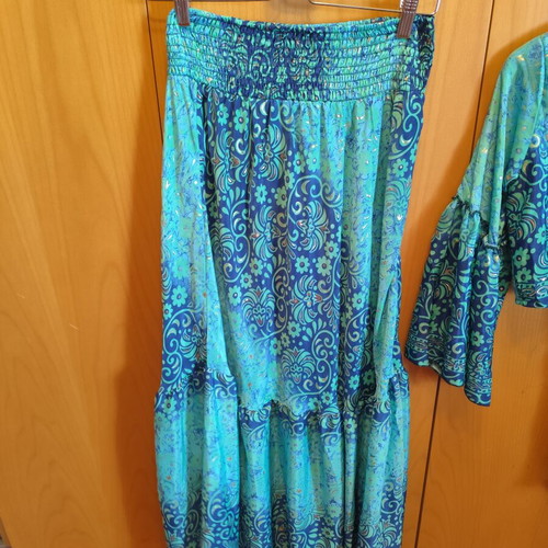 Zara colorful silk skirt and versatile top set