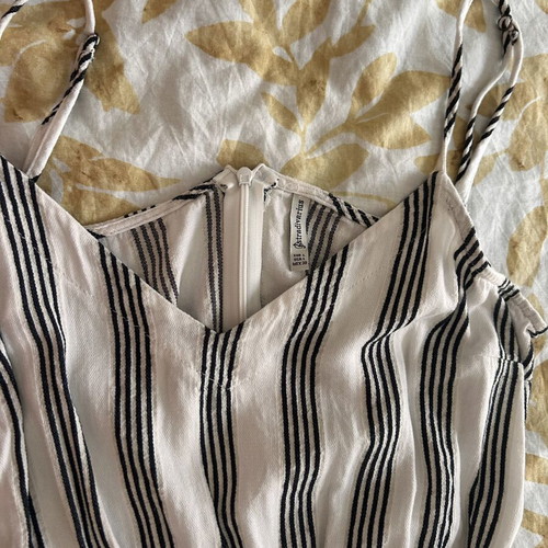 Playsuit striped white-black large Stradivarius like new