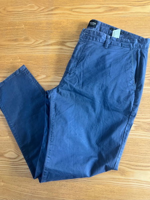 Pull&Bear men's blue chino smart skinny pants, size EUR 50