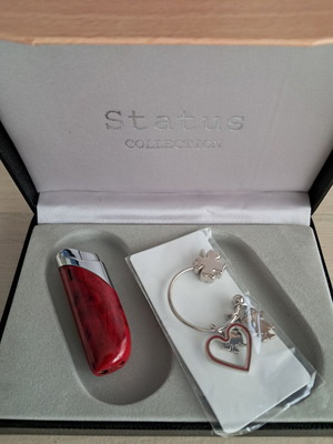 Set lighter and bracelet new
