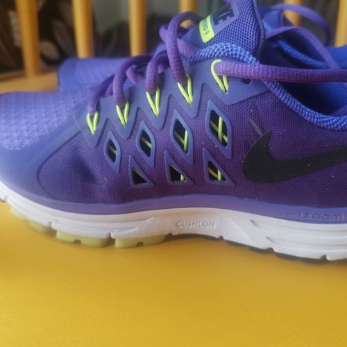 Nike Vomero women's running shoes, size 38, purple