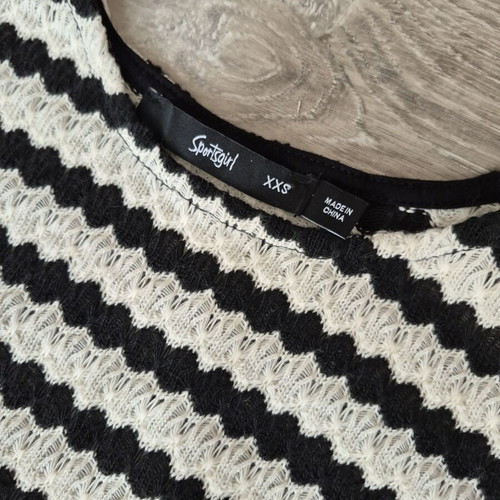 Sportsgirl dress XXS black and white striped textured like new