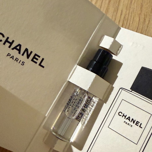 Chanel Privee Collection δείγματα καινούργια, Eau de Parfum