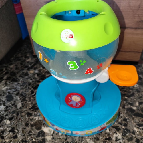 Fisher Price Go Baby Go Swirl'n Tunes Gumball toy