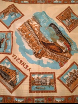 Venetian scarf like new, 0.70×0.70 m
