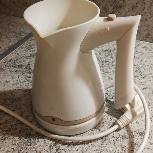 Electric briki white like new