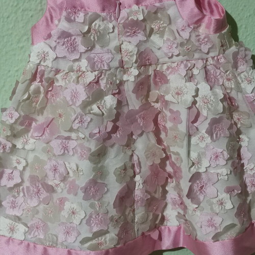 Baby dress up to 6 months like new