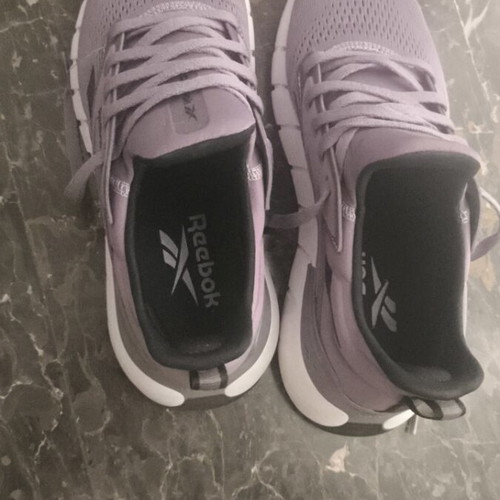 Reebok women's athletic shoes like new, size 40, purple