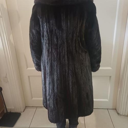 Fur coat like new, genuine black, handmade