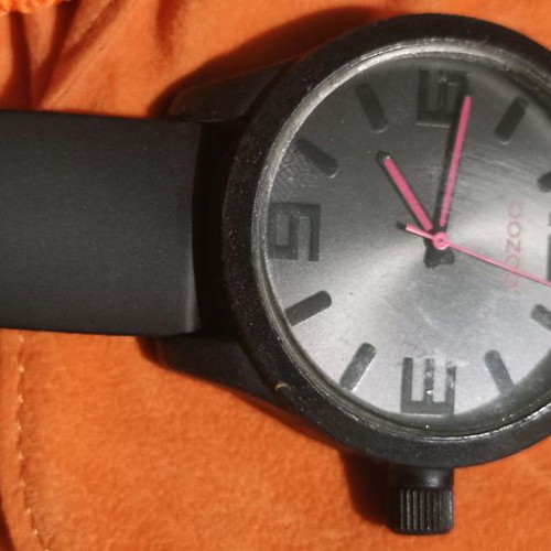 Oozoo women's watch used with black rubber strap