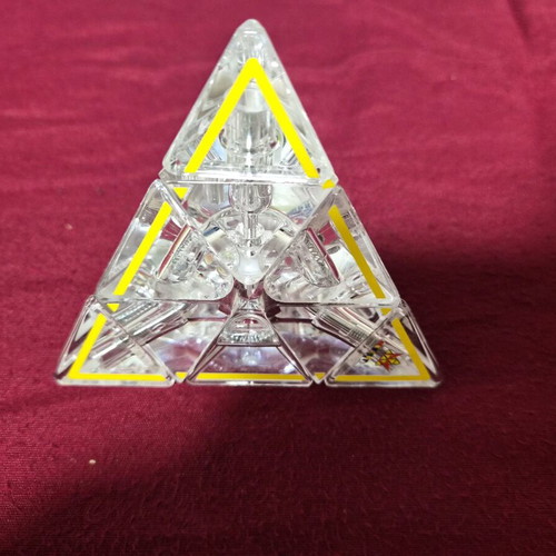 Mefferts Pyraminx Crystal like new