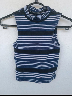 H&M striped turtleneck like new, black and blue