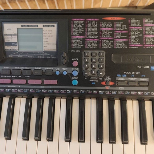 Yamaha PSR-230 keyboard like new with stand