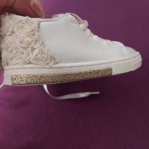 Babywalker leather baby shoes like new, size 21
