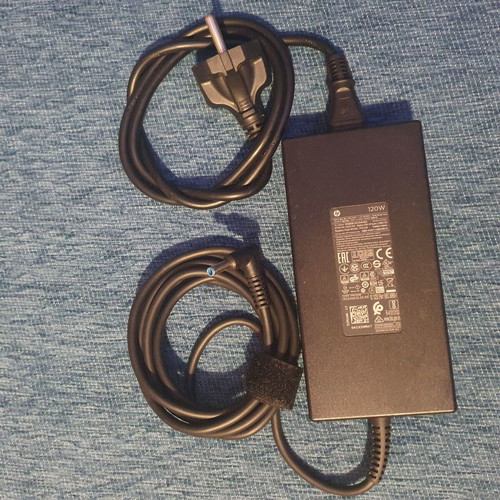 HP Original 120W Laptop Charger Adapter like new