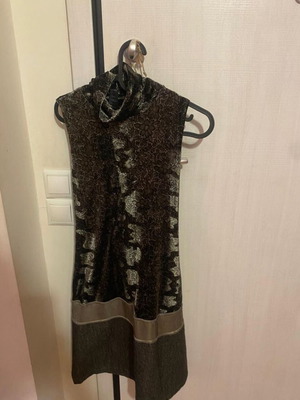 Custo Barcelona φόρεμα φλοράλ σαν καινούργιο, άνετο shirt dress