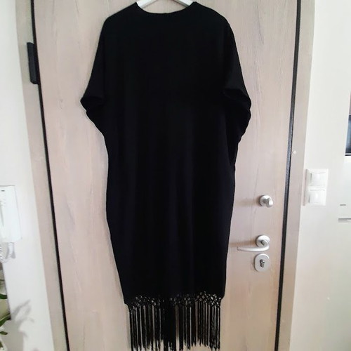 Black dress size M/L with fringes and pockets, like new