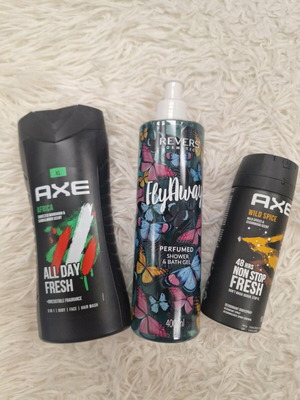 Bathroom set new, three pieces