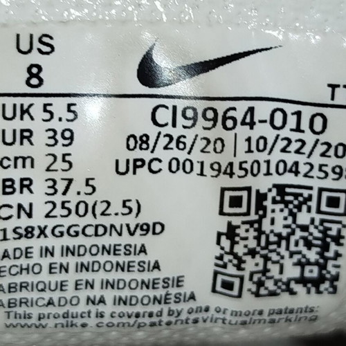Nike Flex Experience Run 10 women's athletic shoes, size 39, white beige