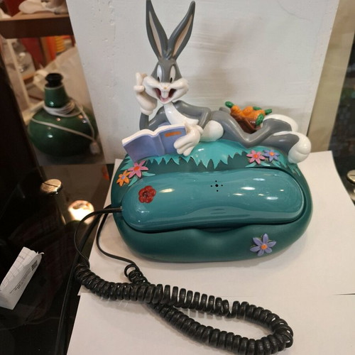 Bugs Bunny Warner Bros Looney Tunes phone used