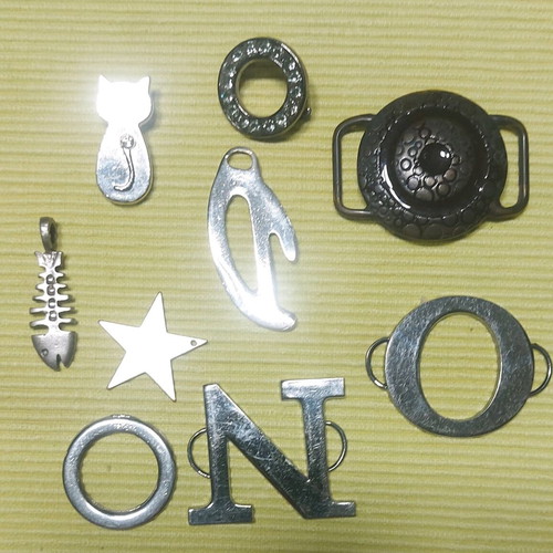 Metal decorative elements like new, set of 9 pieces