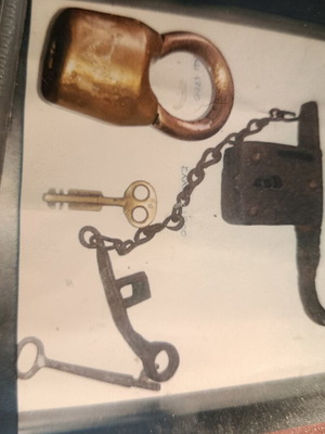 Collectible padlocks used with original keys, Greek 1935 and Peru 1700
