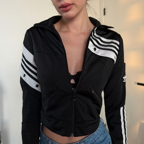 Adidas Cropped Zipper Jacket like new, black and white, size S