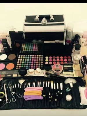 Set make up καινούργιο, όλα τα προϊόντα της φωτογραφίας