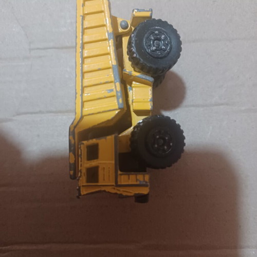 Metal toy truck vintage, used with lifting bed