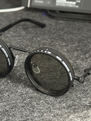Web polarized round sunglasses with adjustable shading, new, black