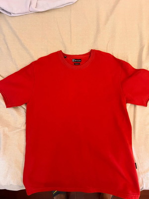 Bitsiani short-sleeve t-shirt like new, red, size M