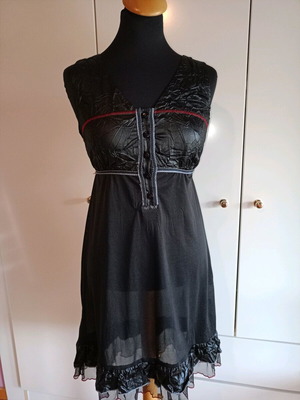 Νυχτικό babydoll μαύρο σαν καινούργιο, διαφάνεια στη φούστα, μέγεθος M