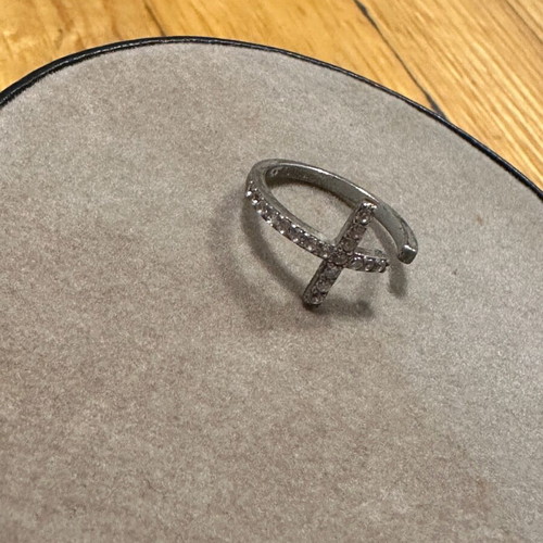 Ring with cross like new